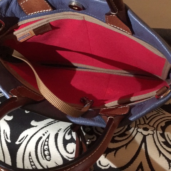 “Dooney & Bourke” satchel - Picture 8 of 10
